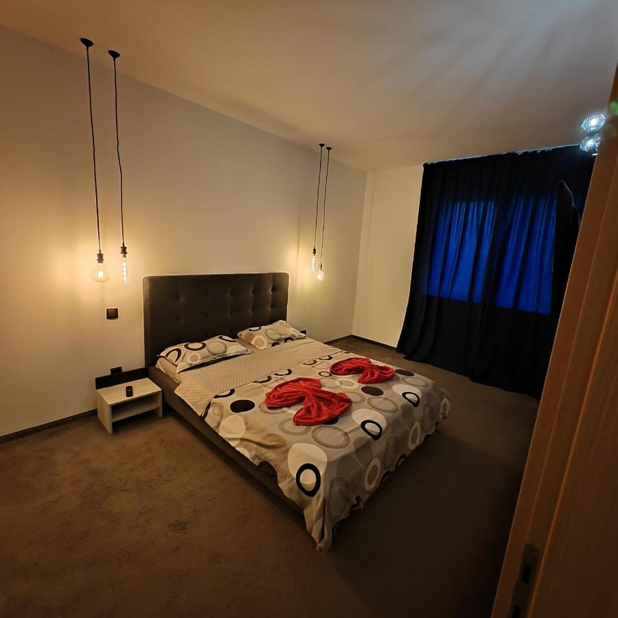 Biaparthotel Bukarest Exteriör bild